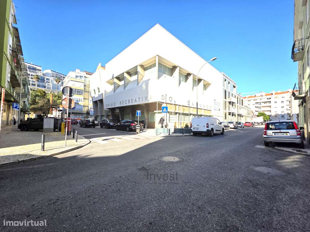 Apartamento T2 convertido em T3, Dafundo , Oeiras-29