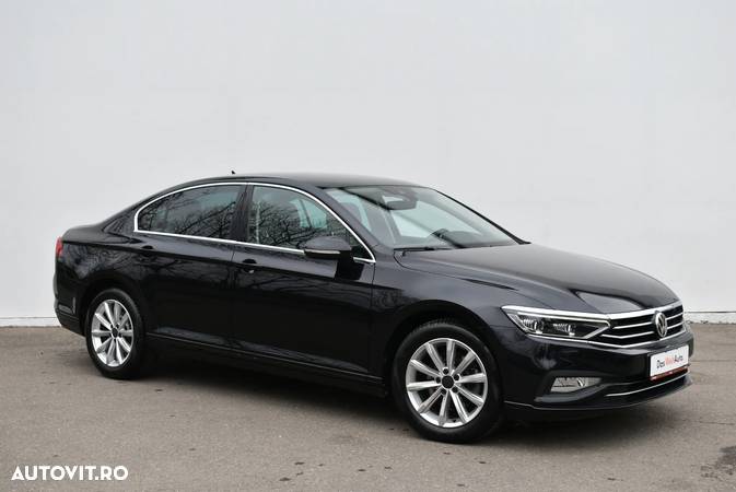 Volkswagen Passat 2.0 TDI DSG Comfortline - 28