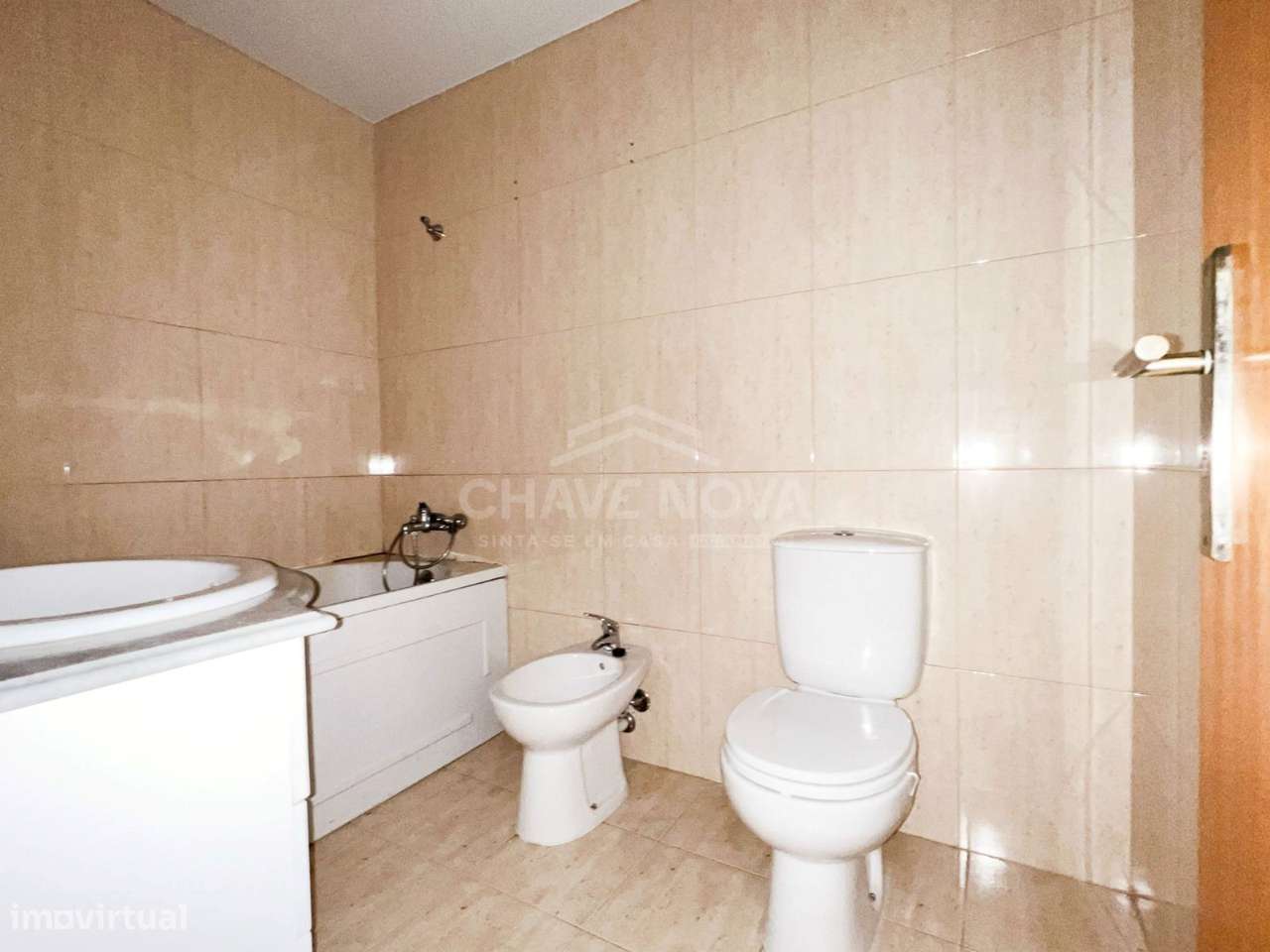 Apartamento T2 Bonfim - Porto-11