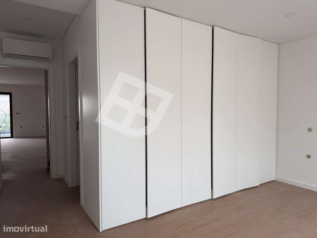 Apartamento T2+1 Dúplex c/ terraço - Pronto Habitar | Esgueira-16