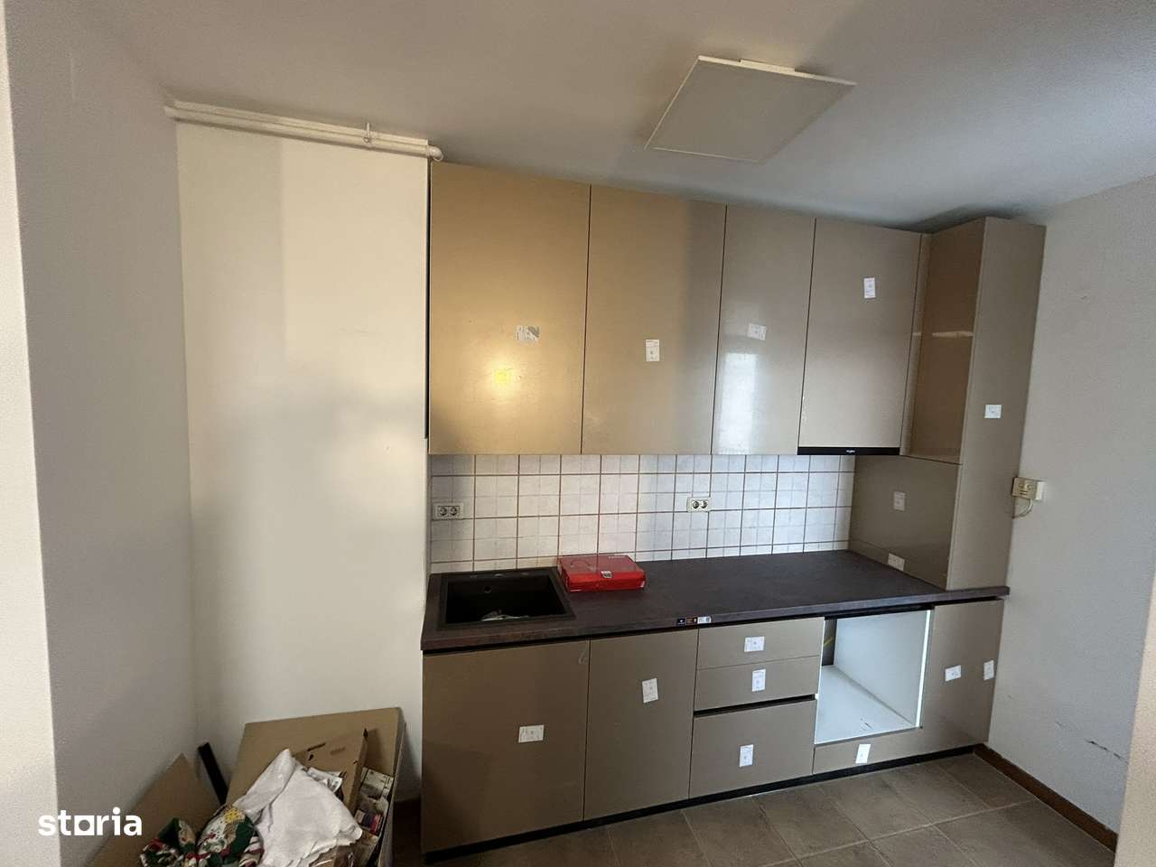 Apartament cu balcon și garaj, în Aradului West-3