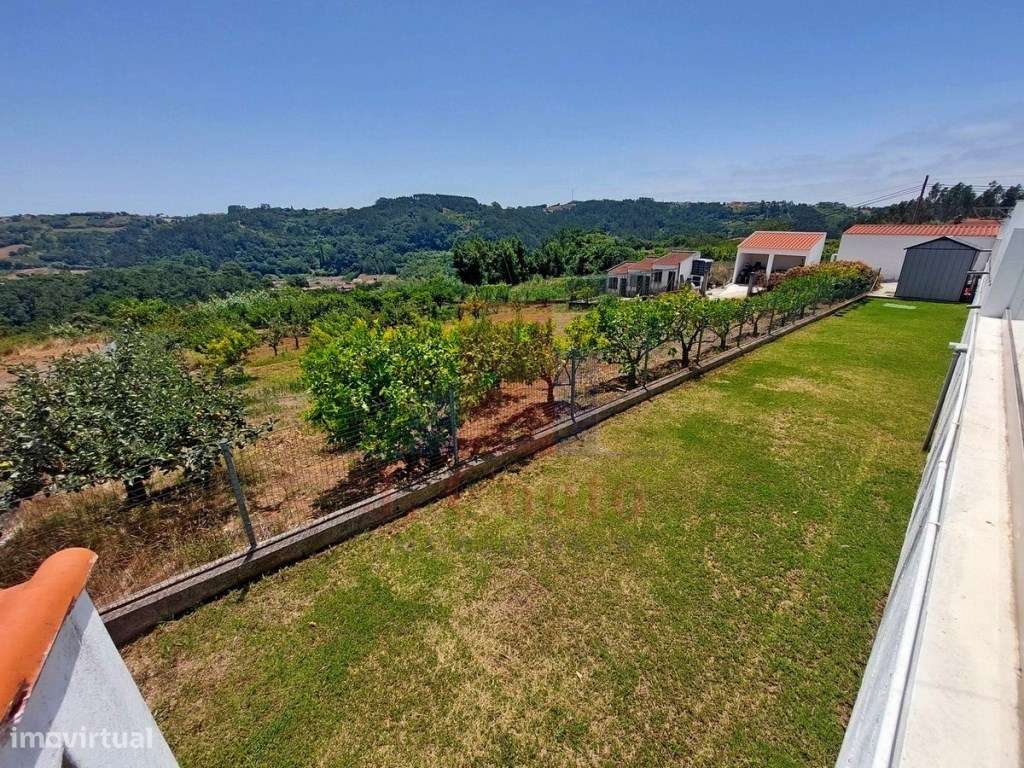 Moradia T5 | Piscina | Terreno | Vistas panorâmicas-53