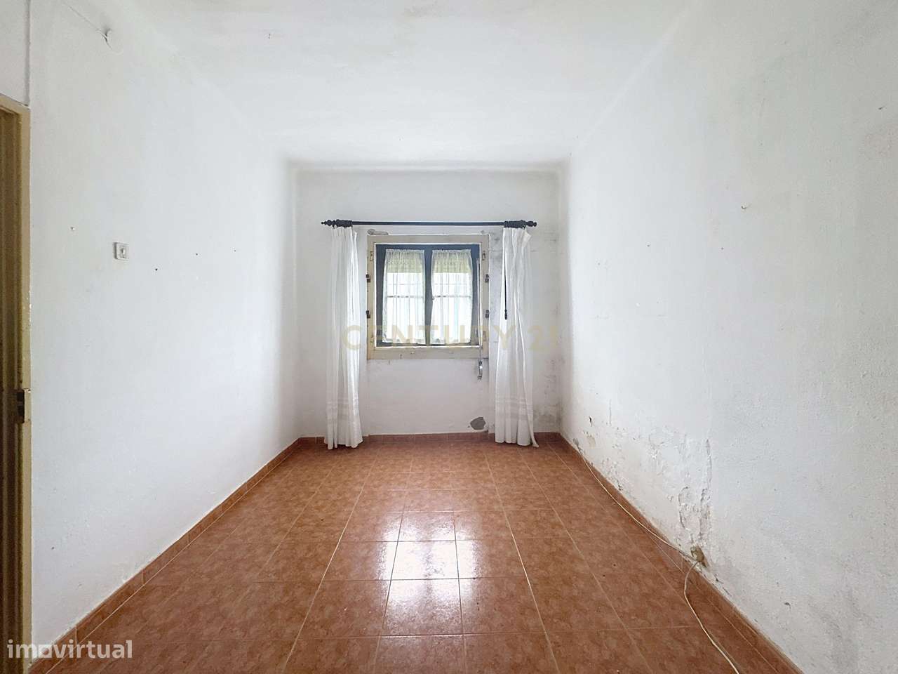 Moradia e Terreno Urbano - Nazaré-18