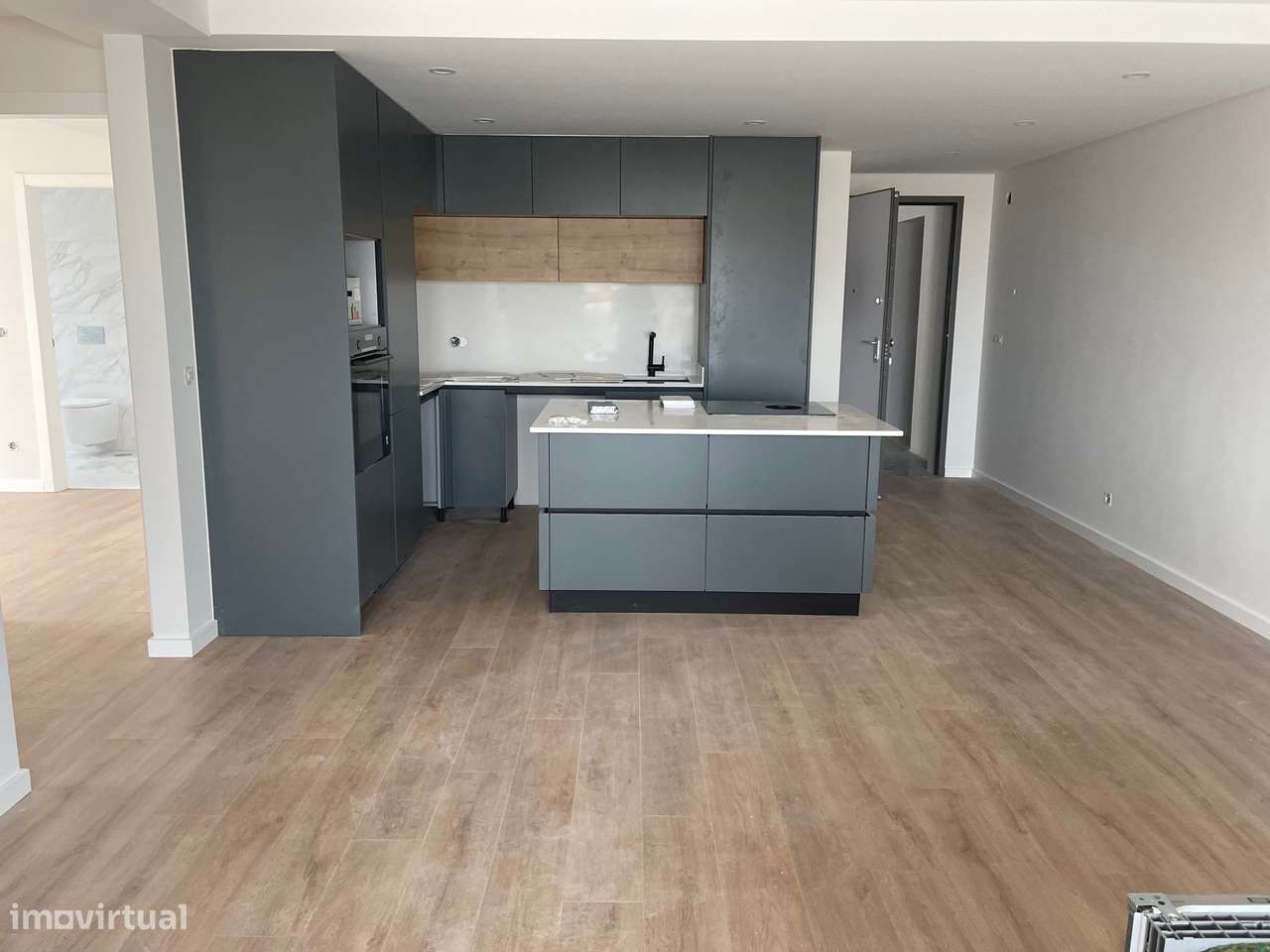 Apartamento T2 NOVO a 30 minutos de Lisboa! Com Piscina na cobertura! - Grande imagem: 4/26