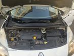 Renault Grand Scenic dCi 130 FAP Dynamique - 9