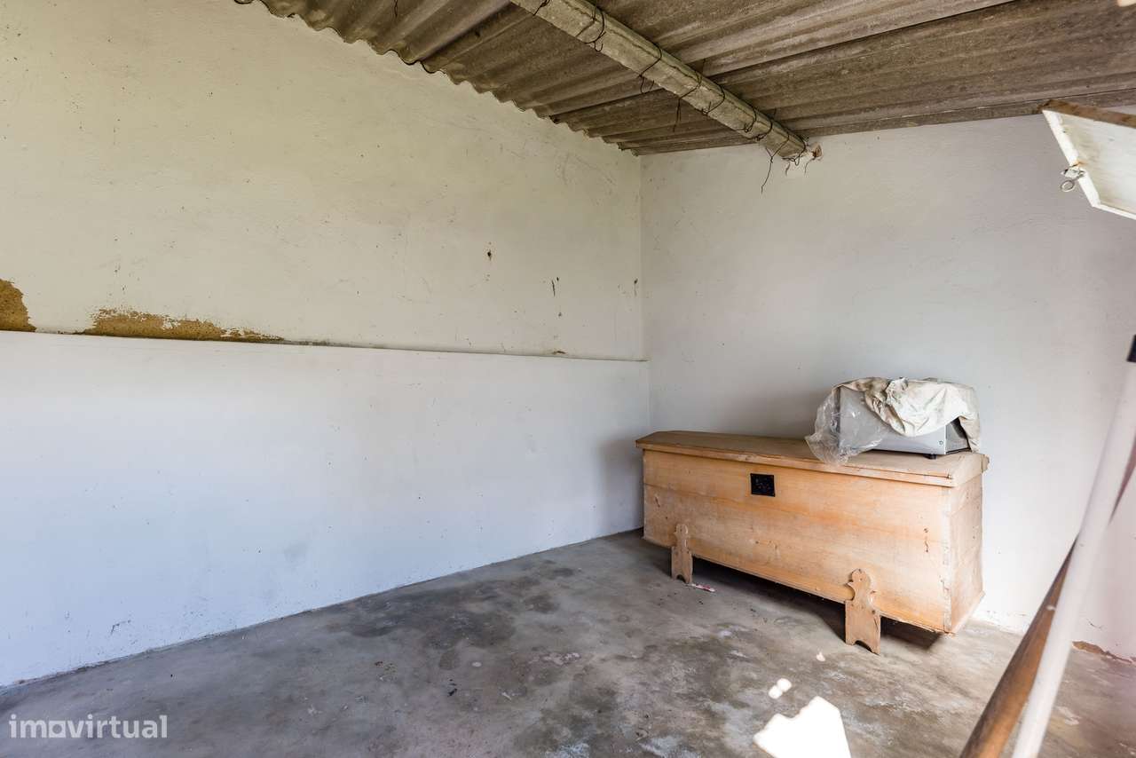 MORADIA T1 + ANEXOS E TERRENO | BEMPOSTA | ABRANTES-34