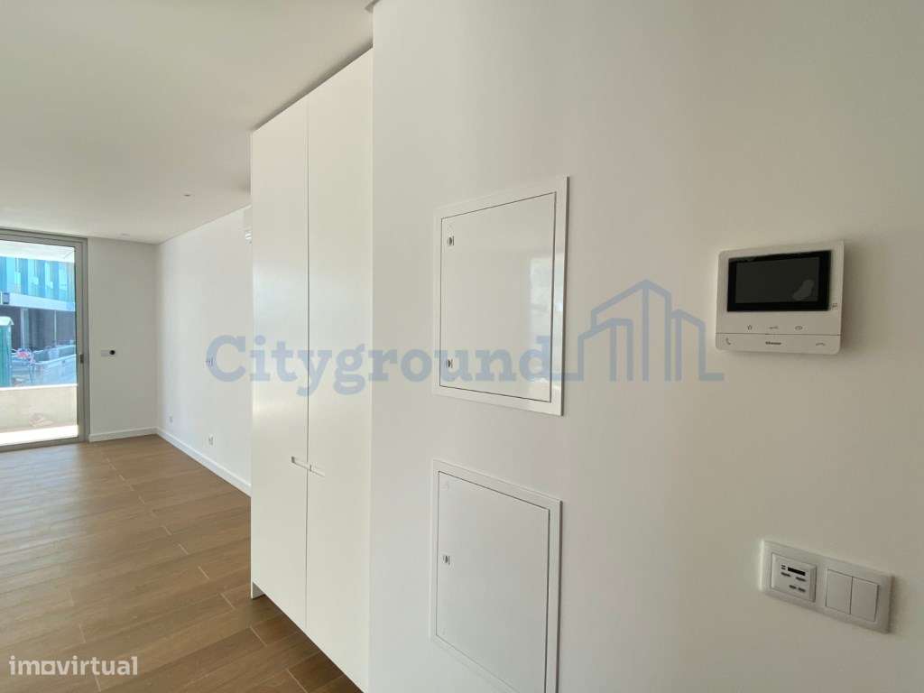 Apartamento T3 em condomínio de luxo em frente à praia - Grande imagem: 5/24