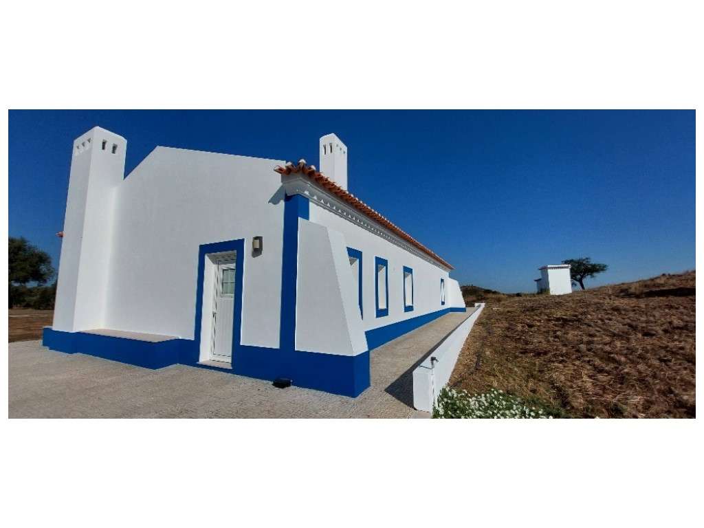 MORADIA (638 m2), Anexo (152 m2)-14