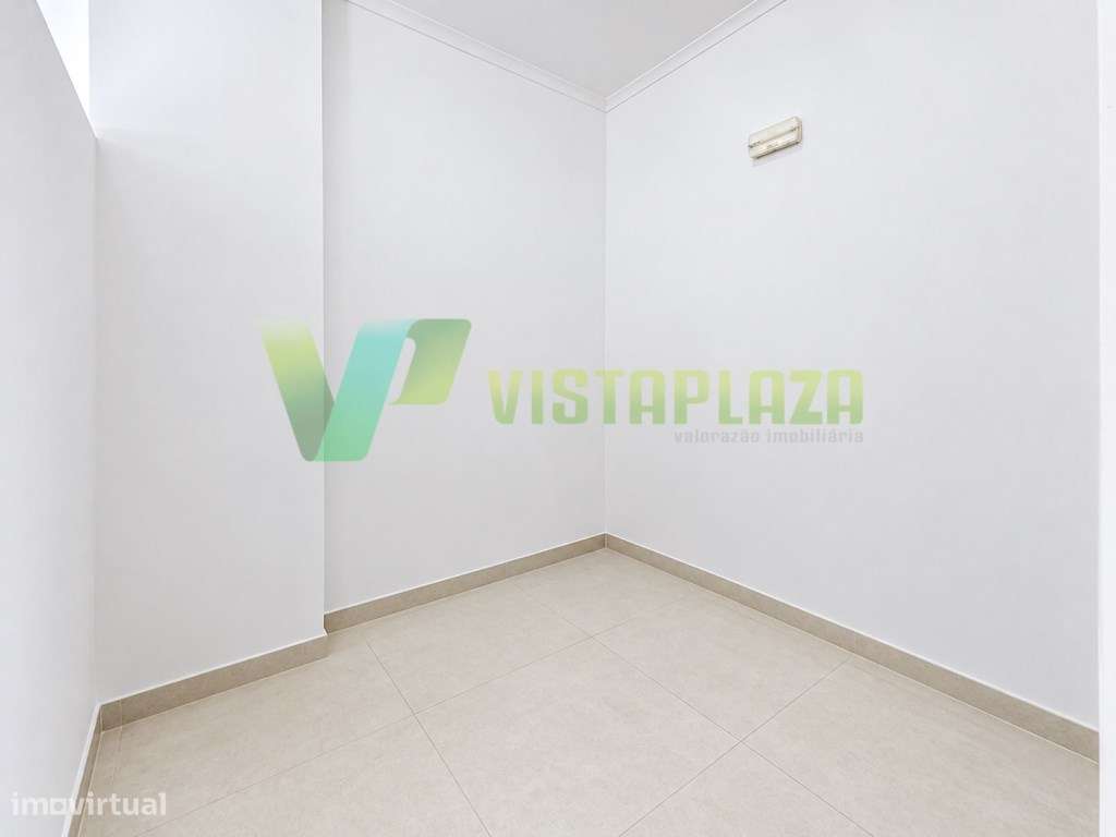 Escritório de 30 m² para Venda em Portimão - Ideal para Investimento-3
