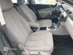 Volkswagen Passat Variant 2.0 Blue TDI DPF DSG Comfortline - 13