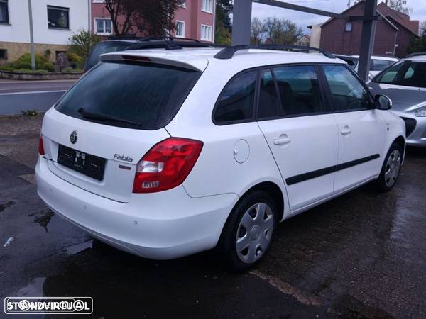 Skoda fabia sw 2011 para peças - 4