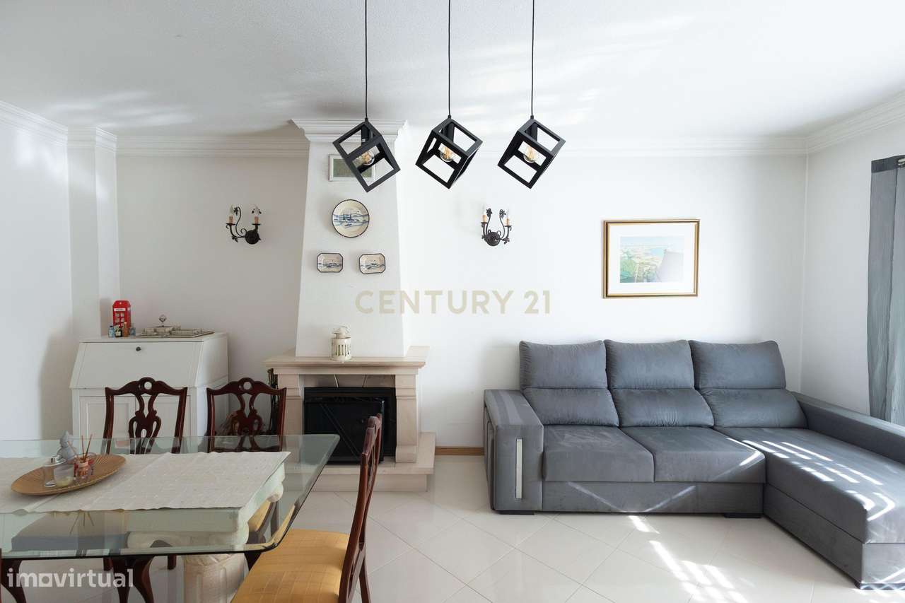 Moradia T4+1 em Condomínio Fechado – Alfacenhas Vila-6