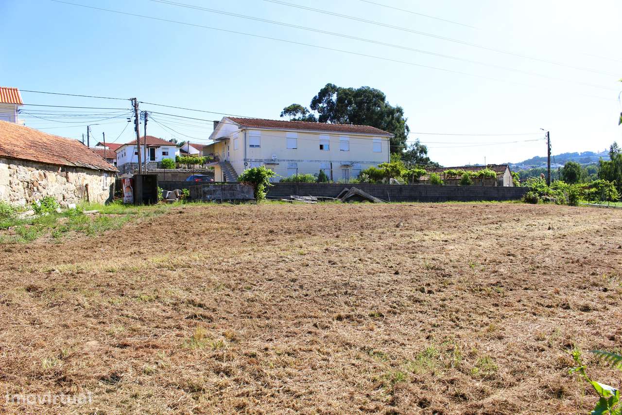 Terreno de Construção - Grande imagem: 2/19