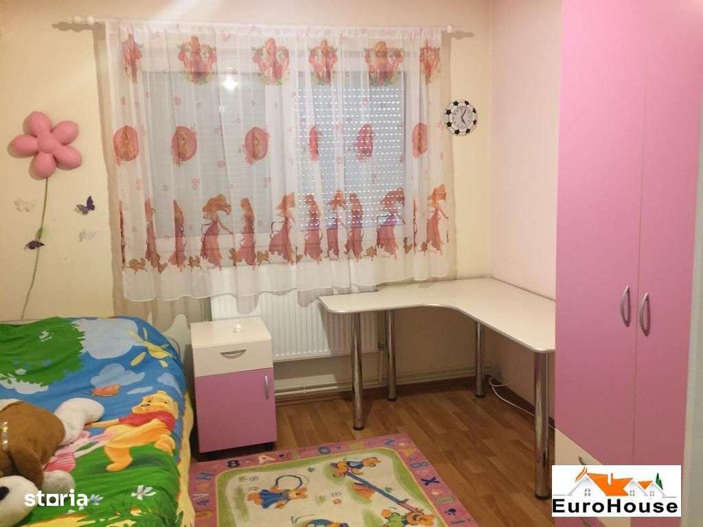 Apartament cu 4 camere de vanzare in Alba Iulia - Imagine principală: 5/12