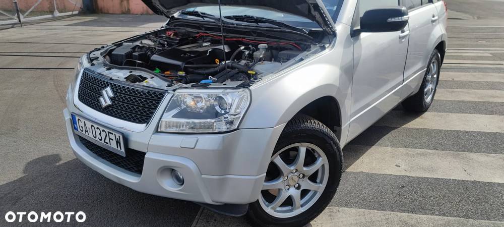 Suzuki Grand Vitara 2.4 De Luxe EU5 - 3