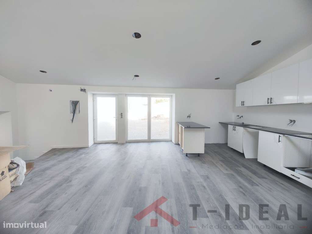 Moradia Térrea Renovada - Grande imagem: 5/14