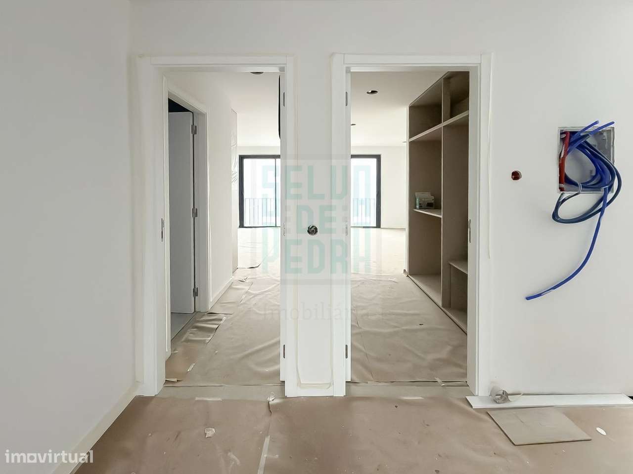 Moradia de 3 frentes V4 Famalicão-16