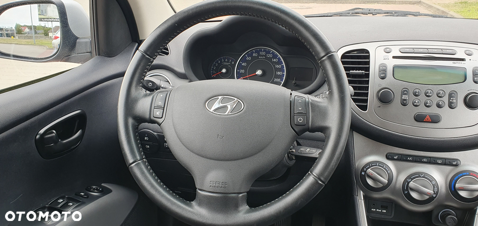 Hyundai i10 1.1 Premium - 16