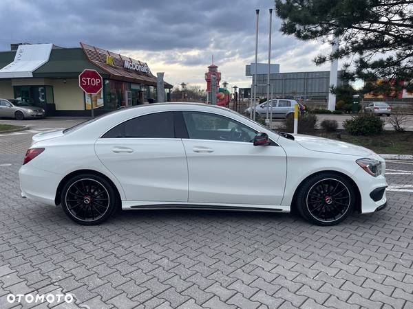 Mercedes-Benz CLA 250 7G-DCT AMG Line - 6