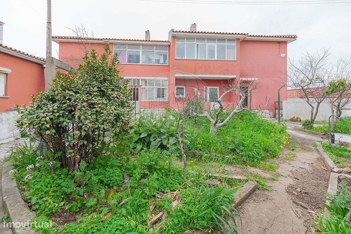 Moradia T8 para venda-34