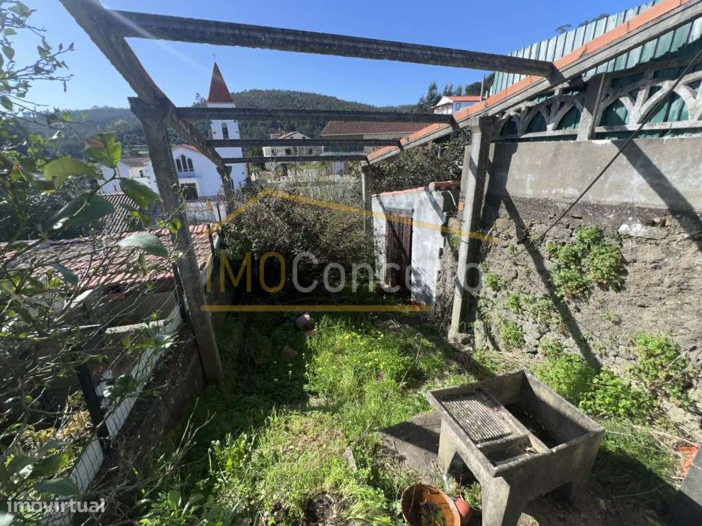Moradia T2| Quintal| Carvoeiro| Maçao-21