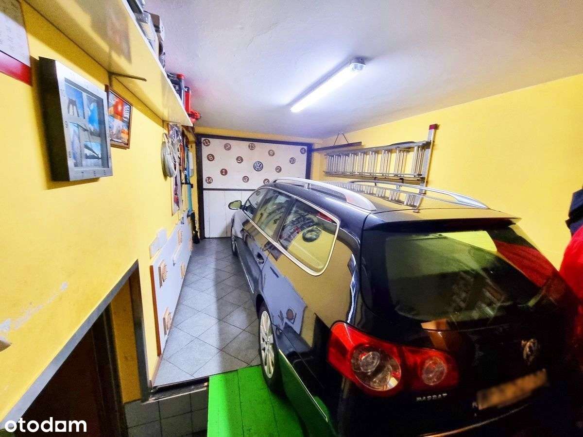 Bliżniak blisko stacji Skm Piastów, Wkd Malichy-12