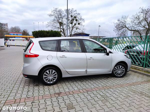 Renault Grand Scenic dCi 110 Expression - 2