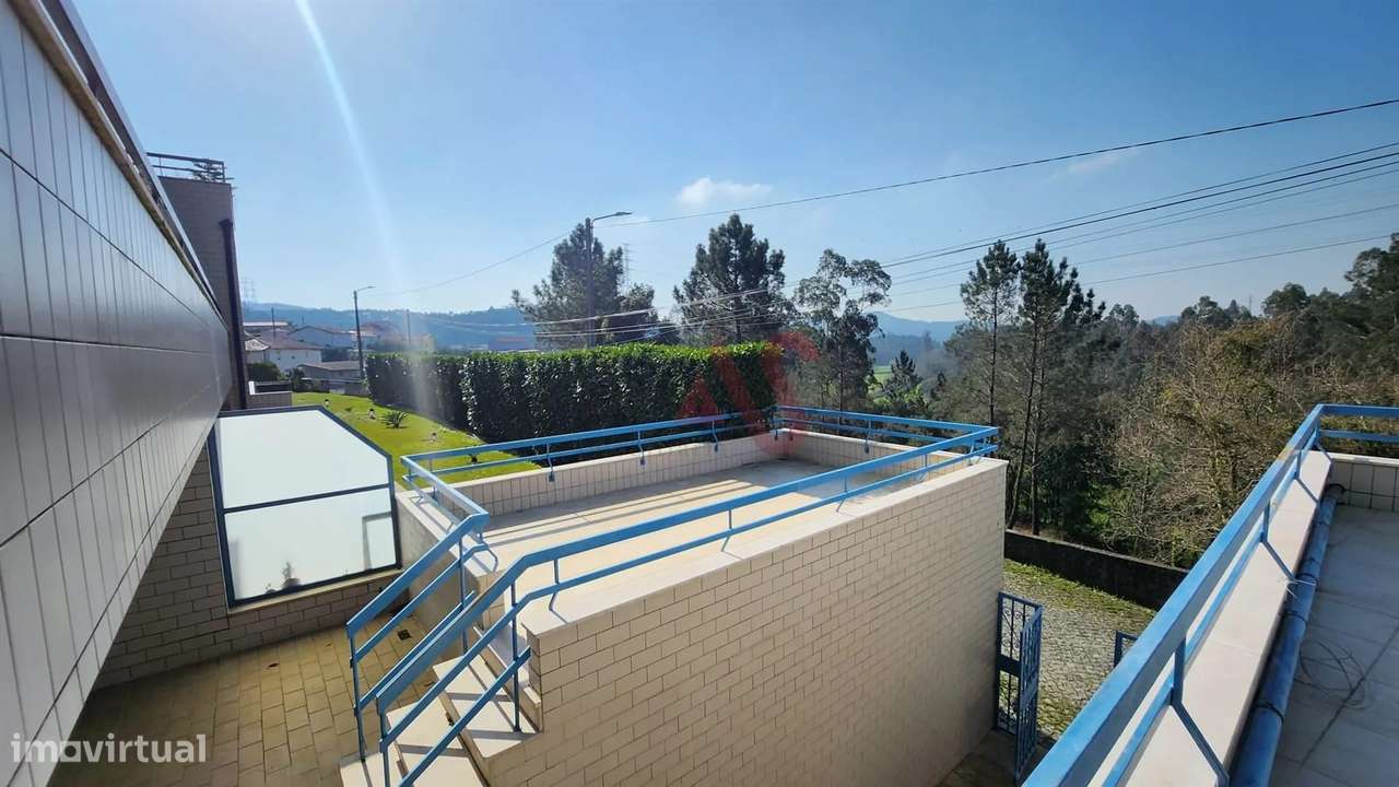 Apartamento T3 c/ exelente equilibrio entre áreas sociais e privadas - Grande imagem: 4/6