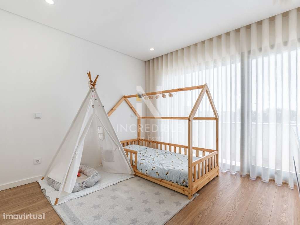 MORADIA T3 SEMI-NOVA EM GAVETO - MERELIM, BRAGA-14