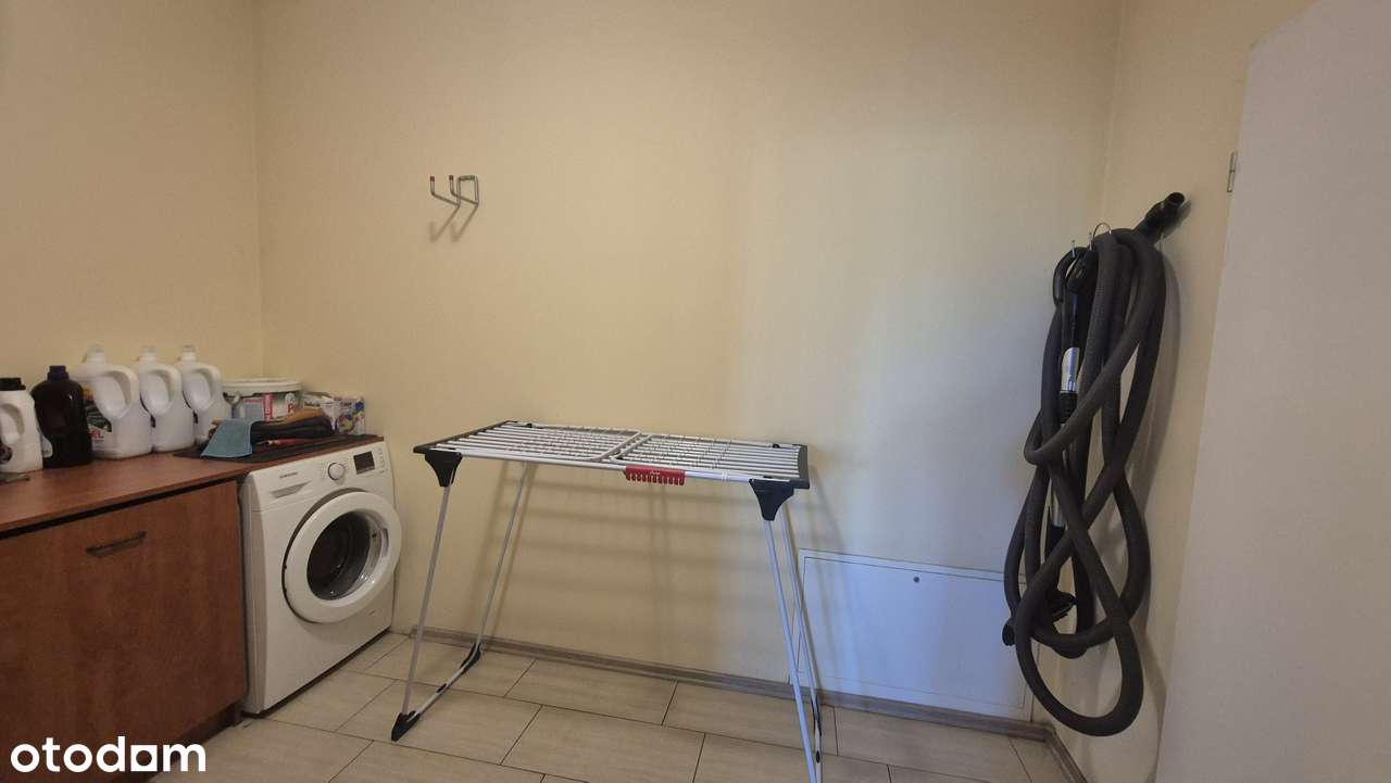 Wyjątkowy dom z dużą działka 3600m2 do zamieszkania.-15