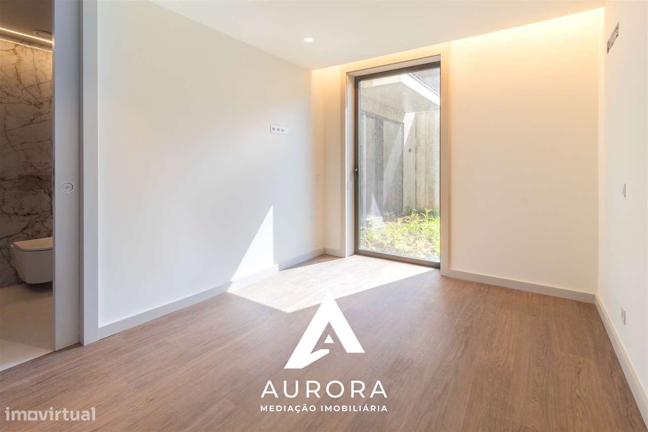 Apartamento T2 100 metros da praia c/ terraço de 37m2-13