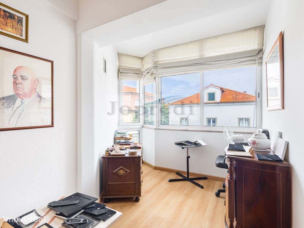 T2 + 5 Duplex Centro de Carcavelos-9