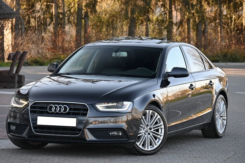 Audi A4 B8 1.8 TFSI S line Sportpaket 2013