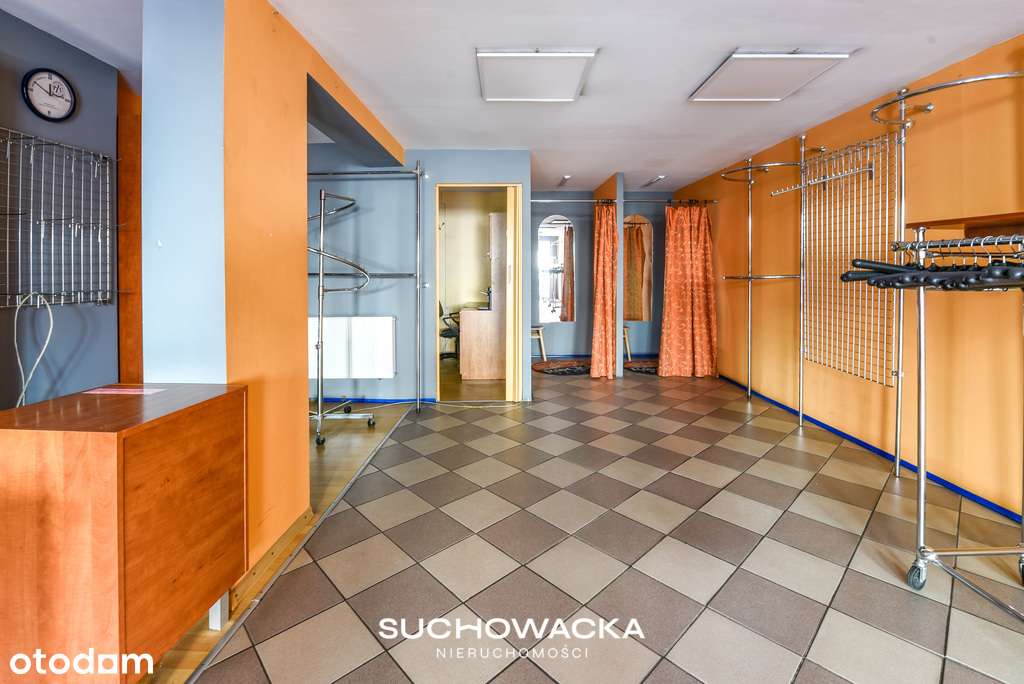Lokal użytkowy z witryną w centrum miasta-6