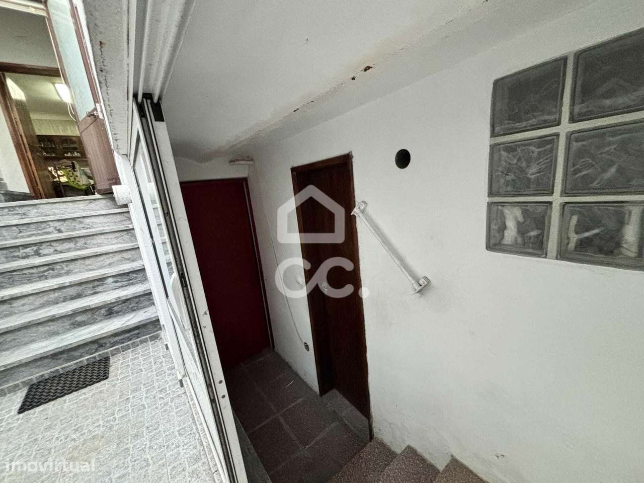 Moradia com 4 quartos no centro da cidade com garagem-33