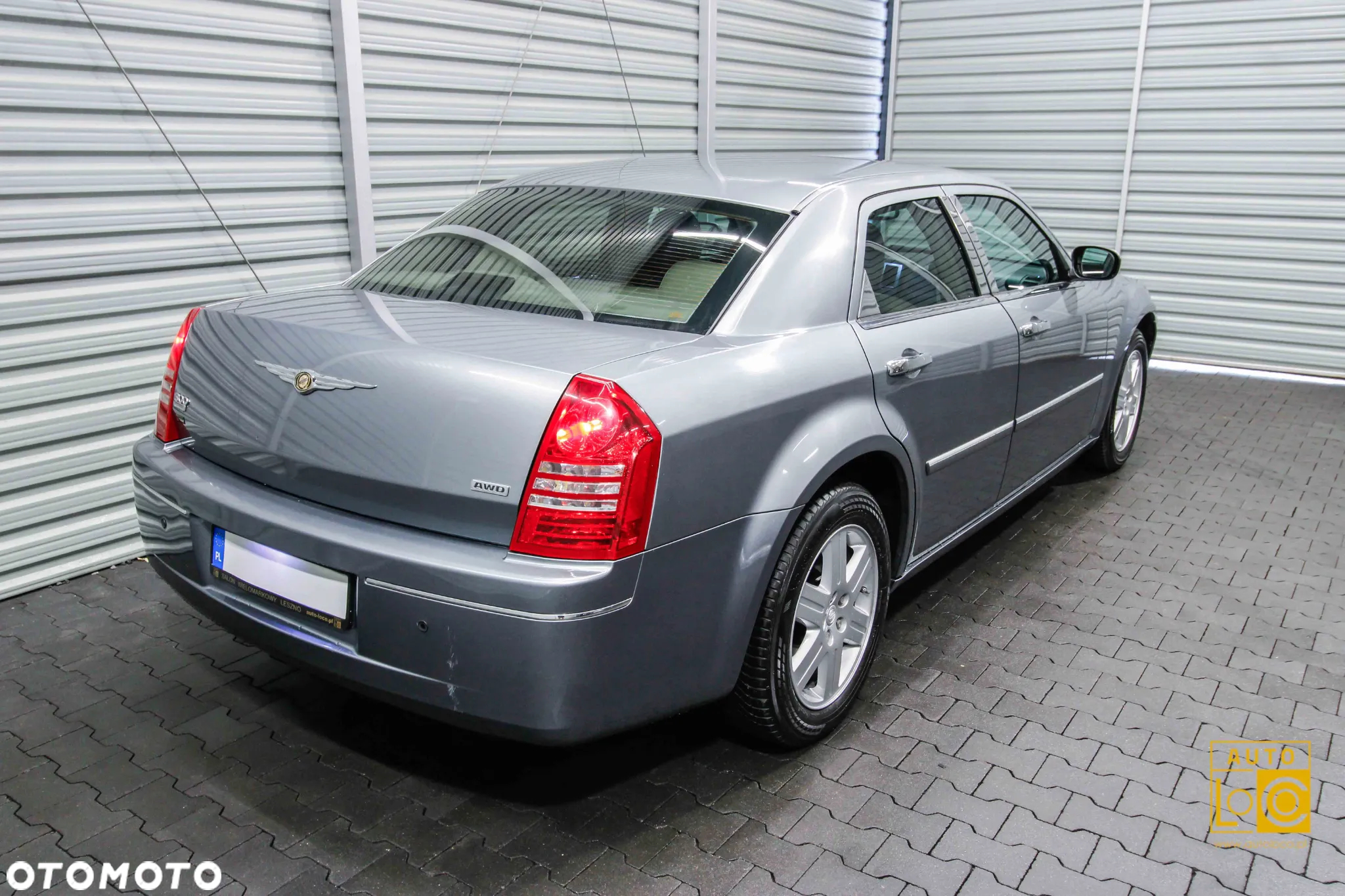 Chrysler 300C - 8