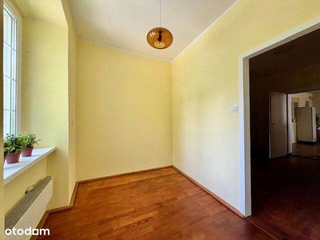 Mieszkanie z duszą w Dworku von Lüttwitzów | 99 m² | Garaż i piwnica-8