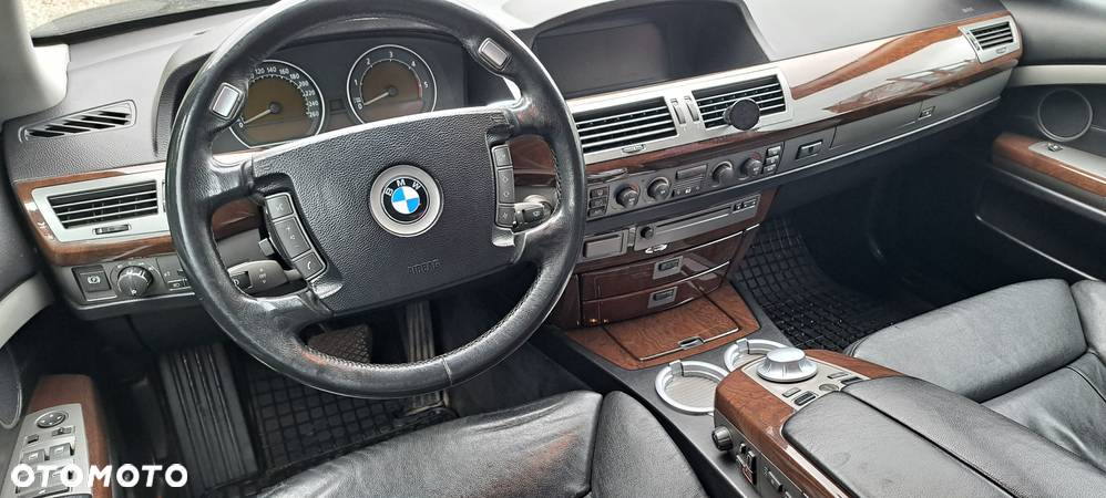 BMW Seria 7 730d - 25