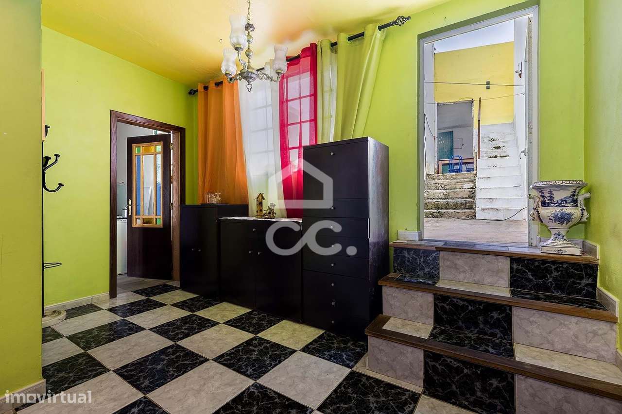 Moradia T5 c/ Espaço Exterior, Garagem e Terraço | Torrão, Alcácer do-6