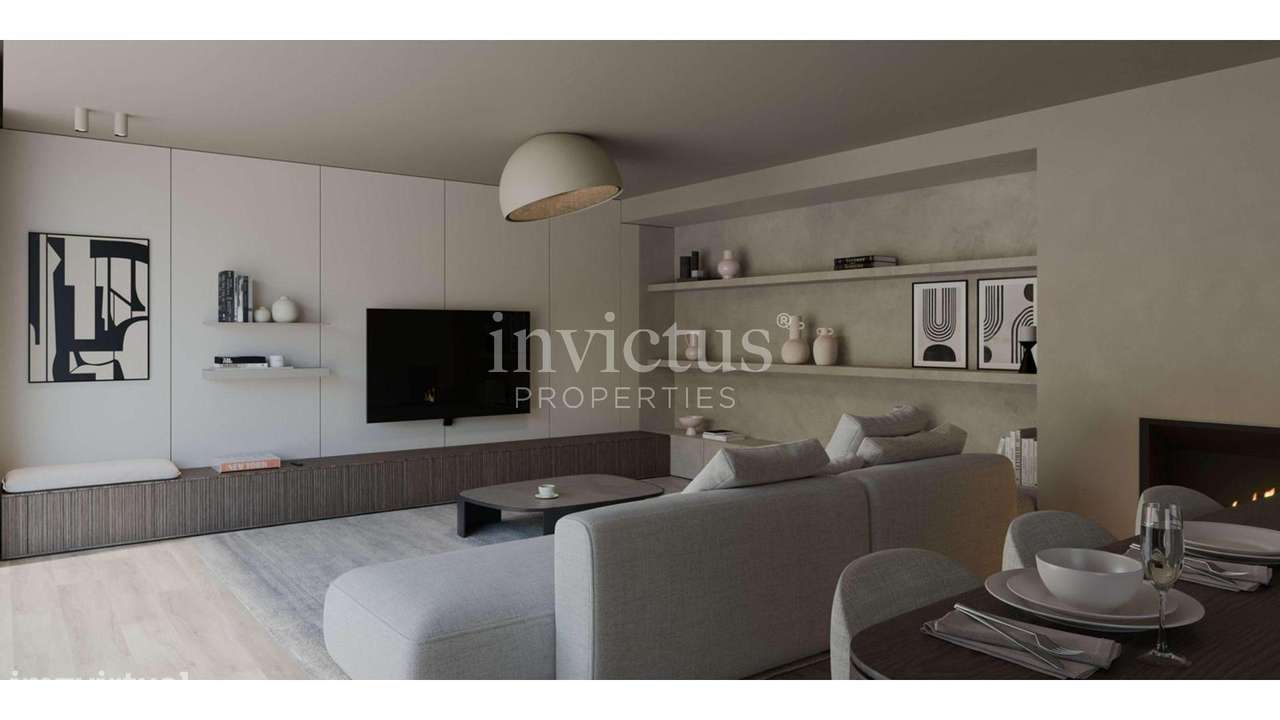 Fantástico T5 em Condomínio - Ramalde-21