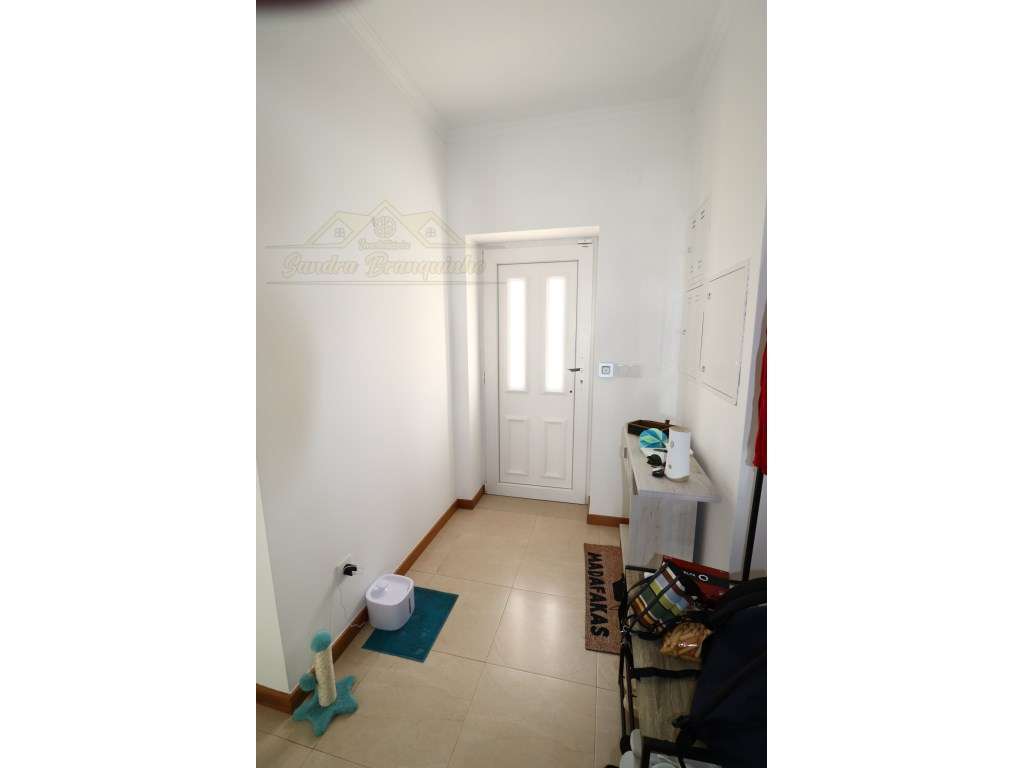 Moradia T3 com garagem e logradouro-14