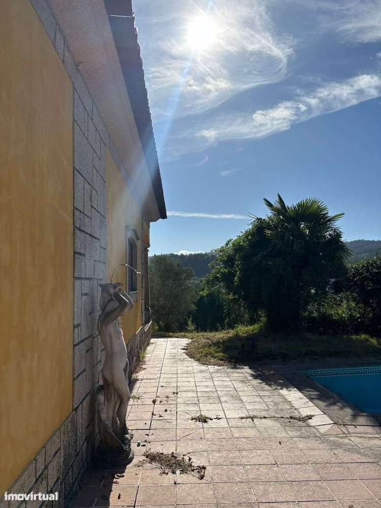 Imóvel de banco : apresente-nos a sua e-34