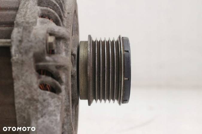 Alternator Renault Laguna III 8200960533 1.5 DCI - 3