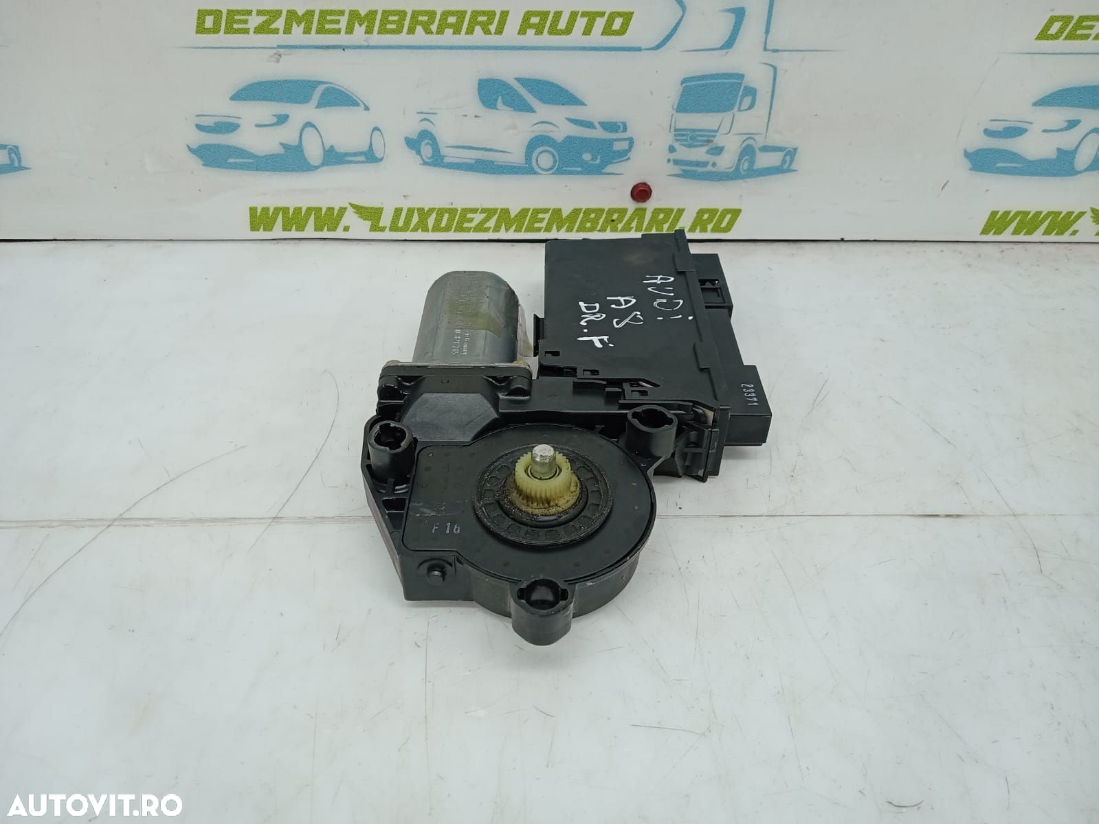 Motoras macara dreapta fata 4E1959802A Audi A8 D3/4E  [din 2002 pana - 2