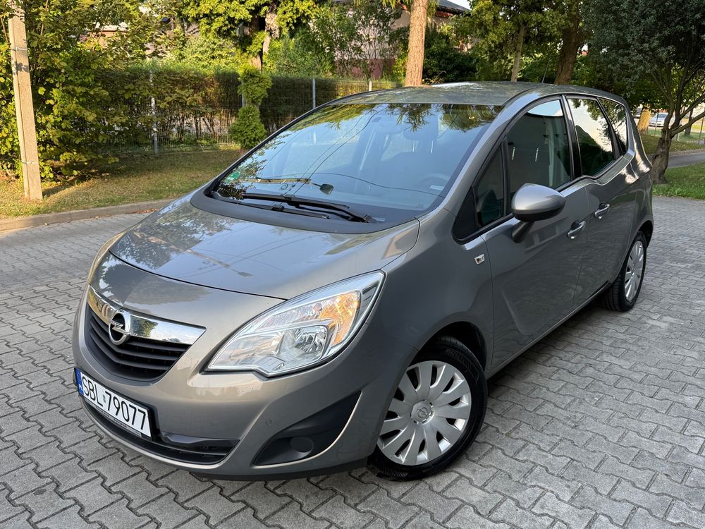 Opel Meriva II (2010-) 1.4 Design Edition 2010