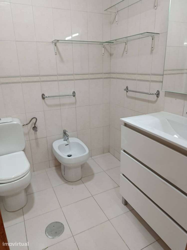 Apartamento T1, com lugar de garagem, Canidelo-16