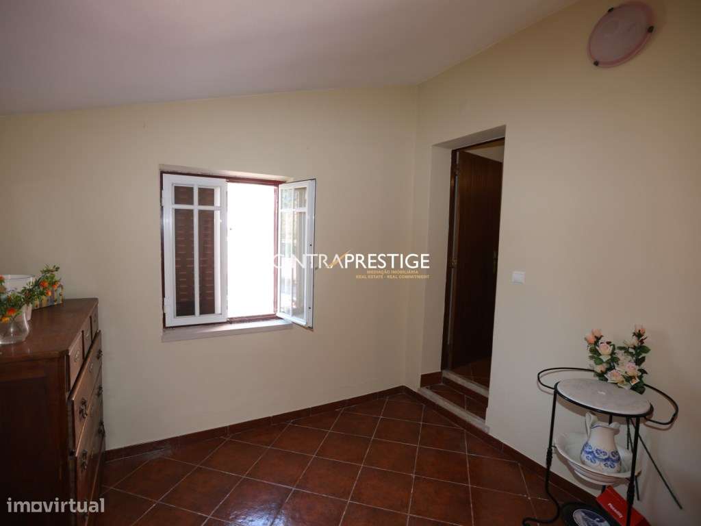 Moradia T3 e anexo T2 com Vista Deslumbrante para a Serra de Sintra...-36