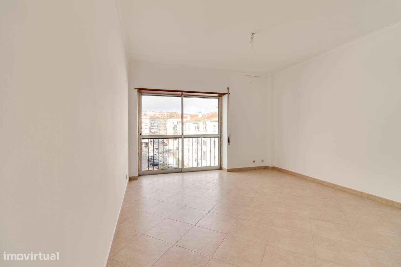APARTAMENTO T2 | 84 M² | MASSAMÁ | ARRECADAÇÃO - Grande imagem: 3/21