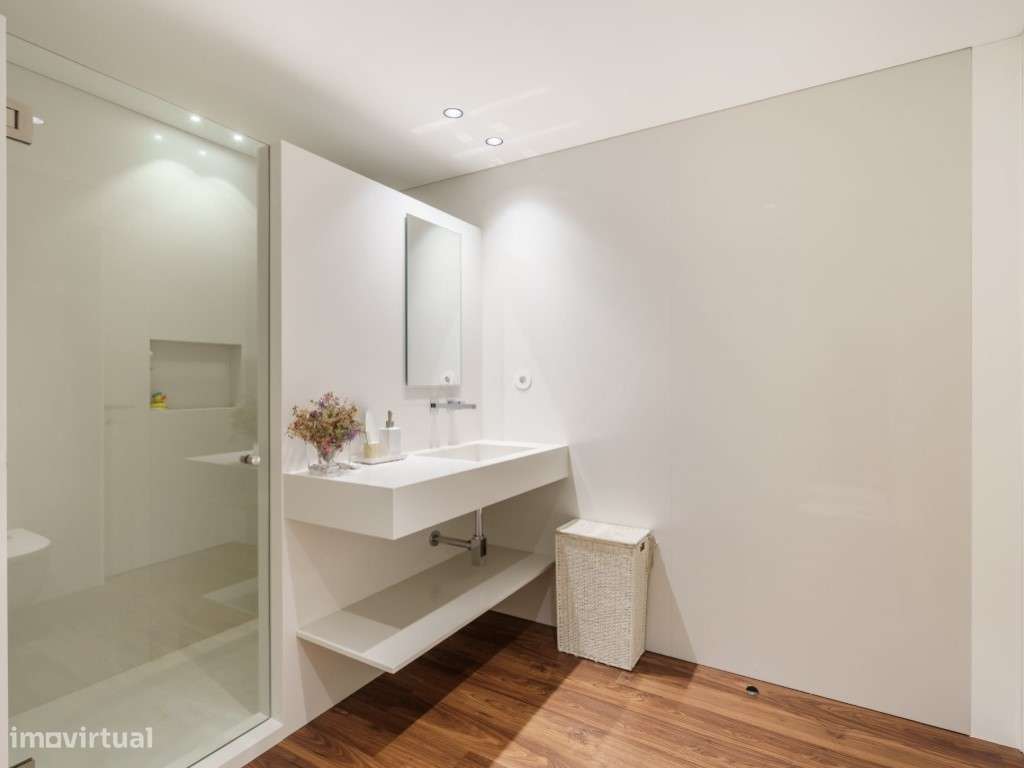 Apartamento T3 de luxo no Centro Histórico de Braga-47
