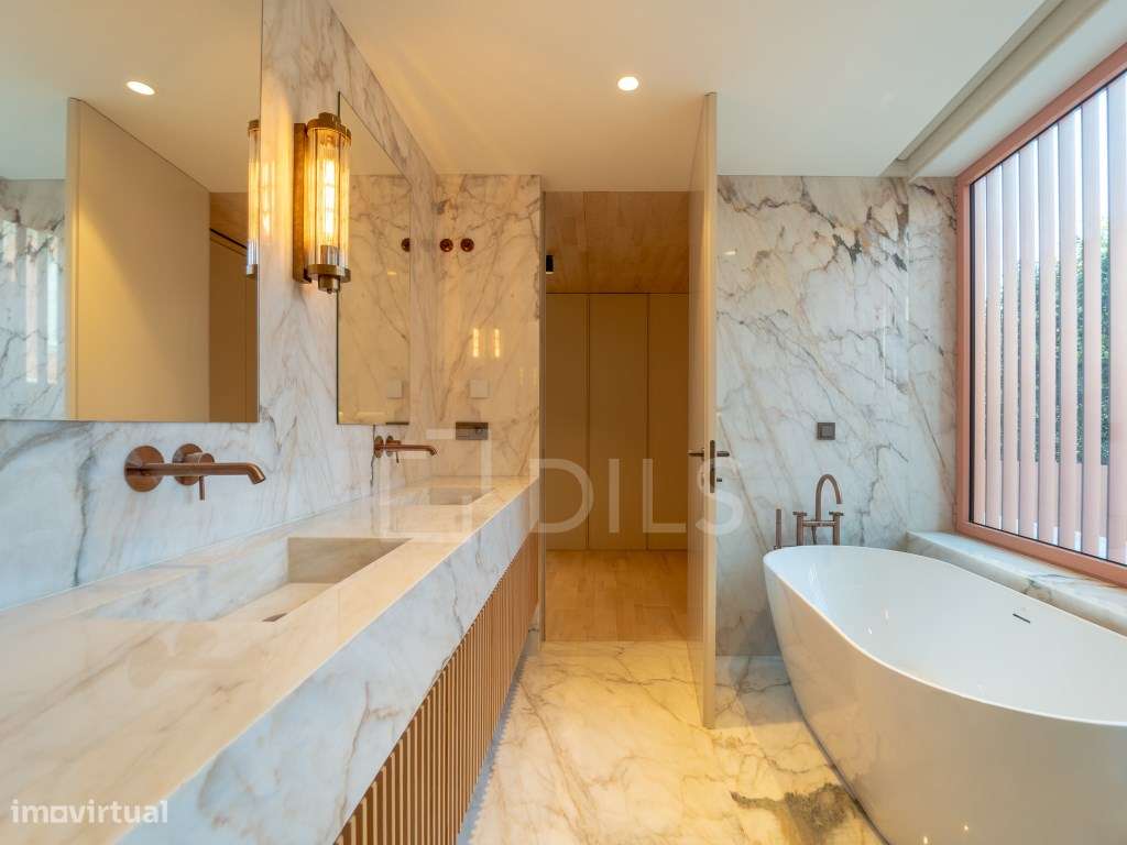 Apartamento T4+1 na Foz, Porto-20